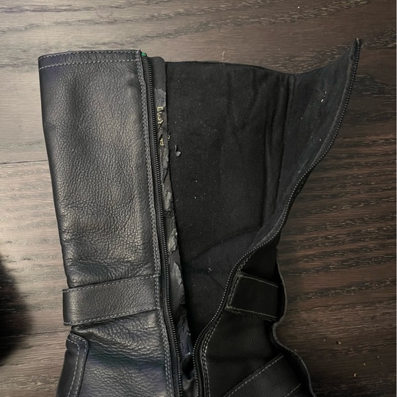 GEOX mid calf black boots with buckles and zipper. Size 39(8.5). Good condition - Picture 9 of 9